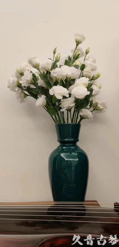 乌海市早安  人生如花，我们都是自己航船的船长。